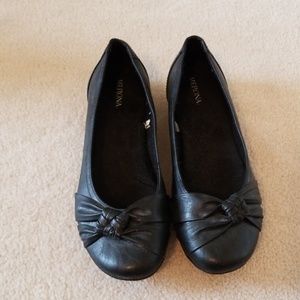 Black Merona Flats